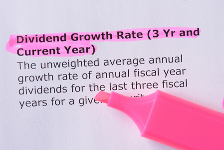 股利增长率 3 年和本年度 有用的业务工作