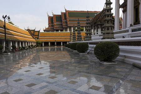 在泰国的曼谷苏泰寺寺