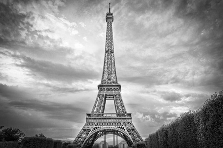 艾菲尔铁塔巴黎