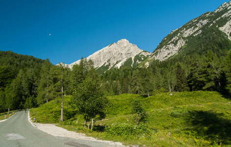 Vrsic 通过，斯洛文尼亚阿尔卑斯山