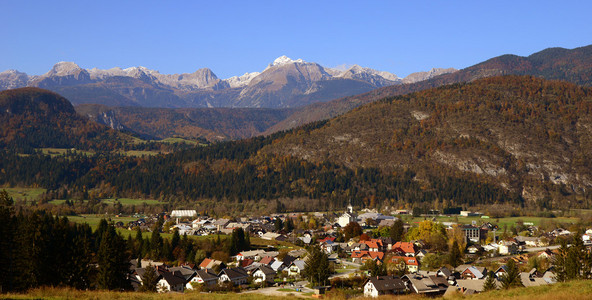 在斯洛文尼亚，Triglav Bohinjska 比斯特里察