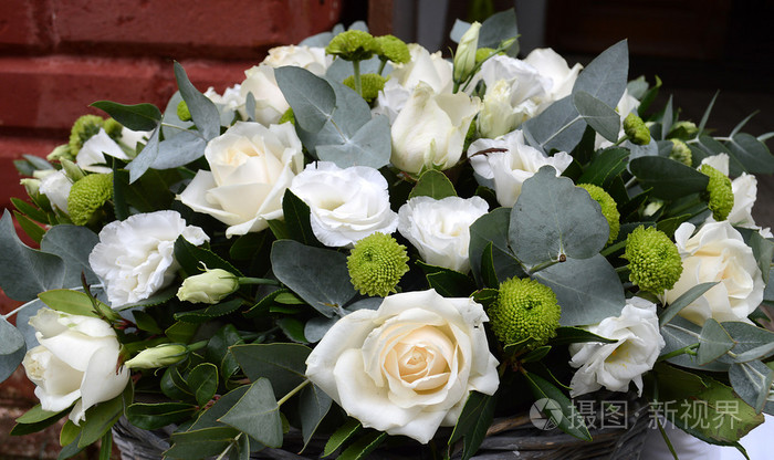 白玫瑰, 典雅花束照片-正版商用图片1mo0rs-摄图新视界