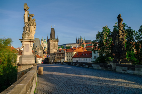 查理大桥和布拉格城堡布拉格 捷克共和国 在 e