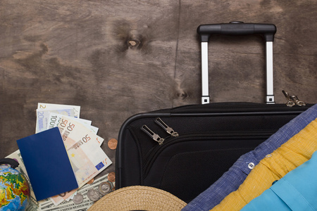 手提箱和商务旅行的行李图片