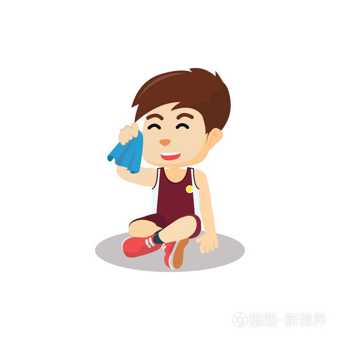 体育活动后休息的男孩