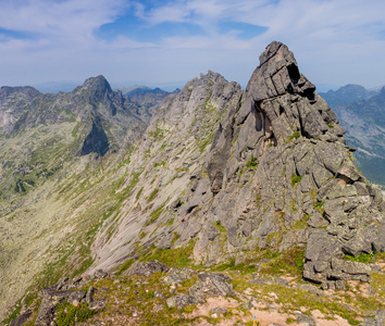 云与阿尔卑斯山