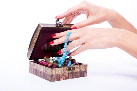 庆祝 保险箱 浪漫 附件 奢侈 珠宝 礼物 家具 人类 修指甲
