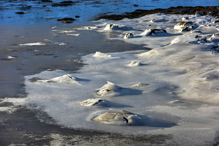 岩石开裂冰，罗弗敦群岛，挪威