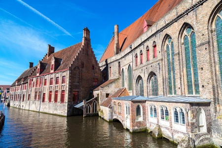 风景优美的城市景观 中世纪房屋和运河，布鲁日，比利时