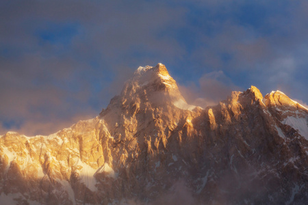 Jannu，峰值在喜马拉雅山