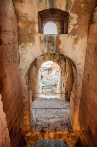 拱的最大的体育馆，北非地区成为一片废墟。埃尔杰姆，突尼斯，教科文组织