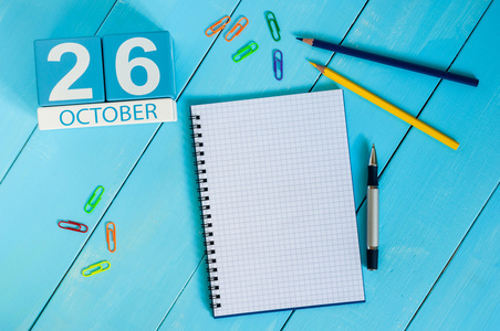 十月二十六日。 10月26日蓝色木色日历图片