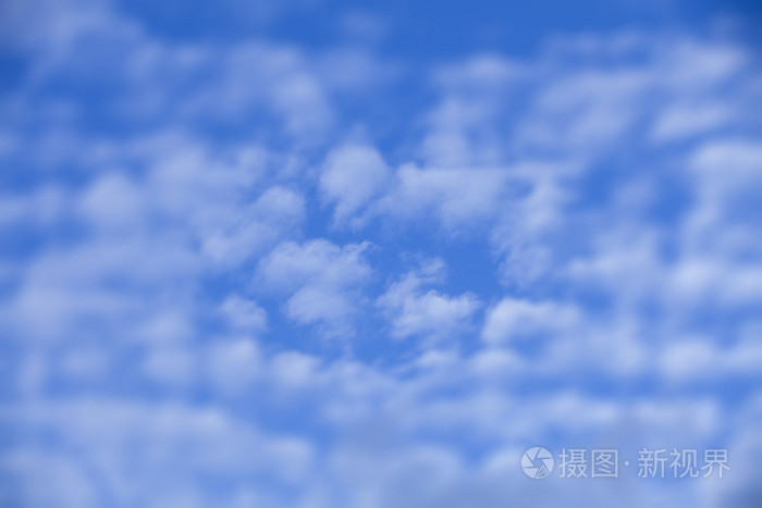 蓝蓝的天空云