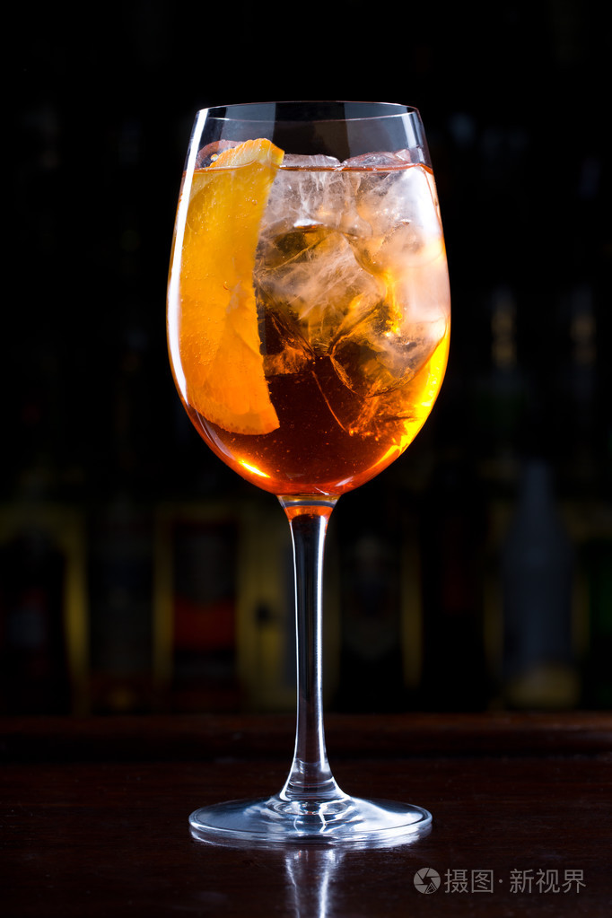 aperolspritz鸡尾酒