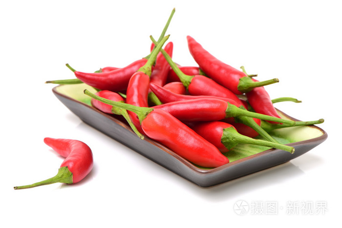 在板上的红辣椒