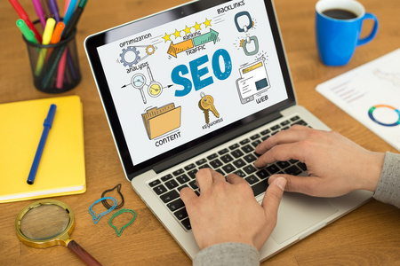 Seo 在屏幕上的文本插画