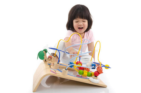 亚洲宝宝玩教育玩具