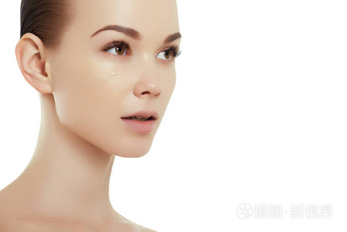 化妆学校培训化妆_za的化妆水和化妆露有什么区别_化妆健康