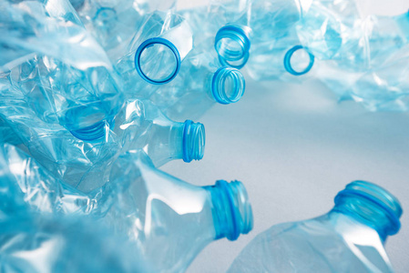 可循环再用的塑料瓶图片