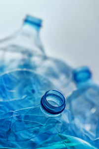 可循环再用的塑料瓶图片