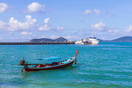 泰国传统长尾船