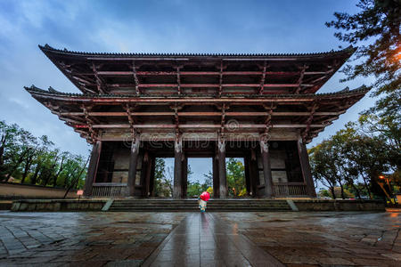 日本神殿