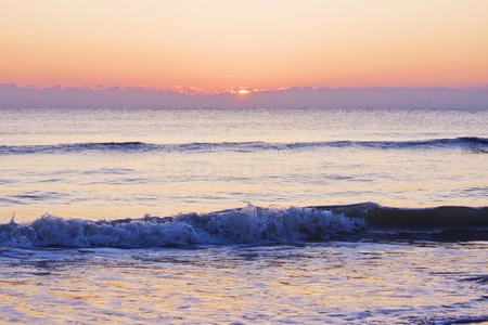海洋 颜色 涟漪 无穷 日落 太阳 美女 海岸线 放松 海湾