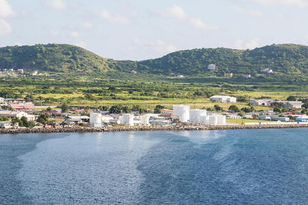 环境 汽油 基础设施 权力 小猫 石油 沿海 海岸线 天空