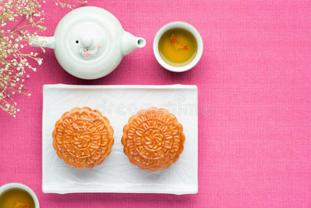 月饼 习俗 中国人 特写镜头 食物 杏仁 糕点 中间 月亮