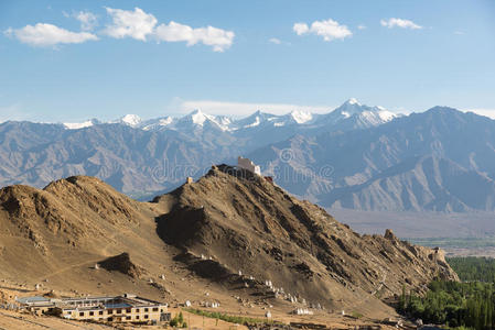 亚洲 寺庙 土地 旅游业 佛教 佛陀 风景 岩石 旅行 日落