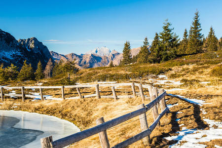 假日 公园 旅游业 冬天 旅行 意大利 欧洲 落下 山谷