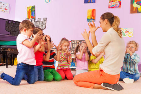 美丽的 婴儿室 幼儿园 手势 儿童 友谊 课程 童年 伙伴