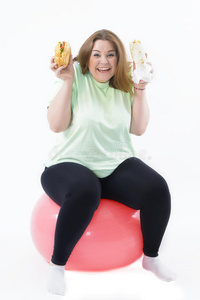 肥胖的女人对不健康的食物上瘾