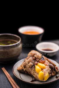 瓷器 糯的 烹饪 芦苇 广东话 新加坡 食物 香肠 热的