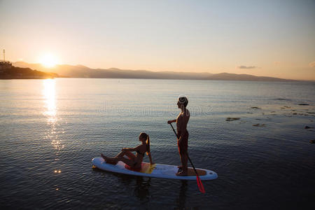 运动 桨板 健身 新婚夫妇 美丽的 自然 夏威夷 乐趣 假日