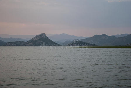 傍晚 日落 天堂 自然 全景图 太阳 假期 海滩 旅行 波动