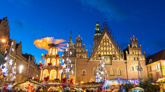 波兰Wroclaw老镇的圣诞节市场