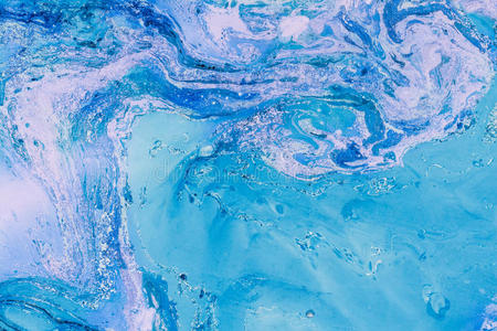 蓝色大理石纹纹理。 创意背景与抽象油画波手工表面。