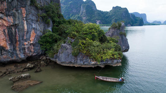 鸟瞰PhangNGA湾海洋国家公园保护和生态意义的湿地造林