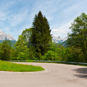 阿尔卑斯山公路