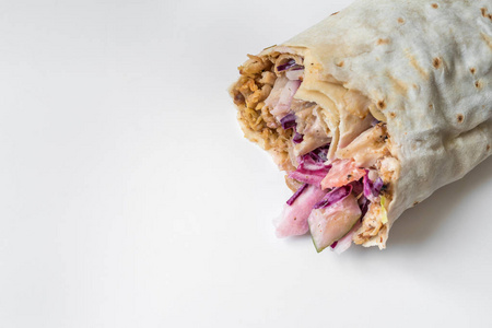 Shawarma，传统的土耳其烤鸡圈kebap in roll of lav