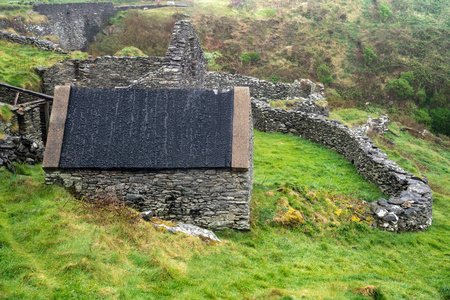 古老的爱尔兰历史建筑和遗迹