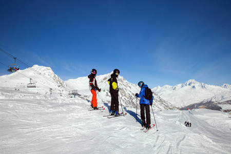 滑雪 风景 自然 青少年 首脑会议 滑雪者 头盔 帽子 面具