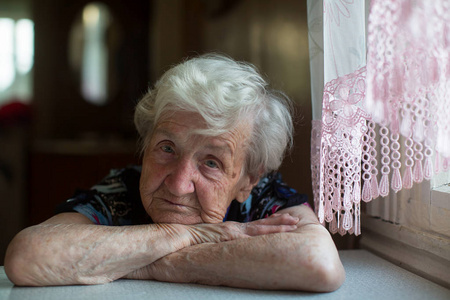 公民 老的 老年人 肖像 女人 照顾 年龄 白种人 奶奶