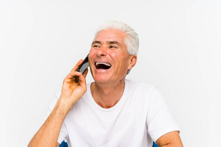 老年人 领带 办公室 总经理 技术 通信 微笑 手机 年龄