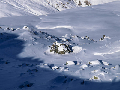 雪山和萨沃宁滑雪区图片
