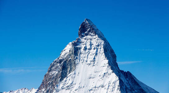 泽马特马特峰风景山冬季雪景瑞士阿尔卑斯山