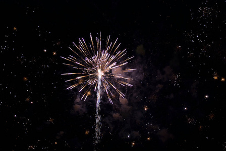 节日 火箭 祝贺 闪耀 庆祝 烟火 假日 新的 烟花 狂欢节