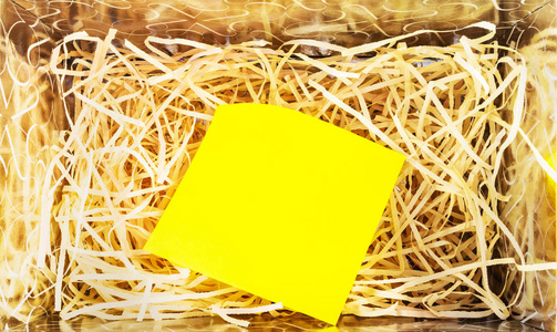 黄撕纸带与黄色碑帖的抽象背景图片