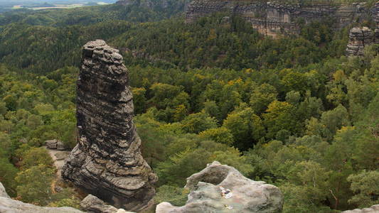 在里面 捷克 景象 森林 岩石 远景 全景图 见解